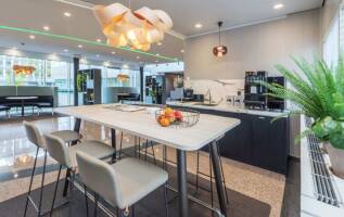 Werkplekken Prof. J.H. Bavincklaan 2-4 Amstelveen