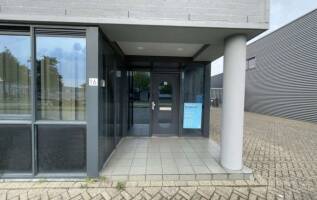 Self storage Newtonweg 16 Spijkenisse