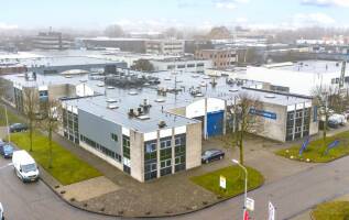 Bedrijfspand Parellaan 25 Hoofddorp