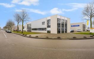 Bedrijfspand Parellaan 25 Hoofddorp