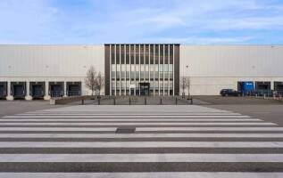 Bedrijfspand Leursebaan 260 Breda