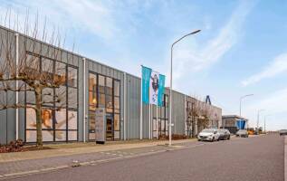 Bedrijfspand Handelsweg 45 Westknollendam