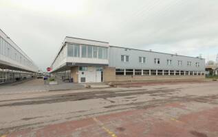 Bedrijfspand Osloweg 25-27 Groningen