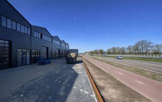 Bedrijfspand Haarlemmerstraatweg 71C Halfweg