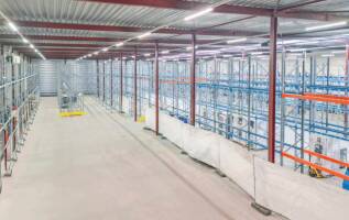 Bedrijfspand Damsluisweg 40A Almere