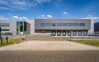 Bedrijfspand Ambachtstraat 26-28 Venray