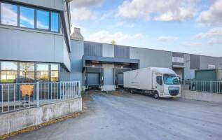 Bedrijfspand Hoeksteen 15 Hoofddorp