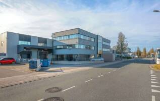 Bedrijfspand Hoeksteen 15 Hoofddorp