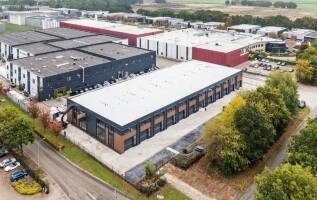 Bedrijfspand Everdenberg 4 Oosterhout
