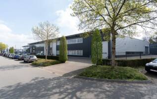 Bedrijfspand Dragonder 14 Valkenswaard