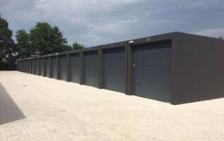Bedrijfspand Maxwellstraat 1 Emmen