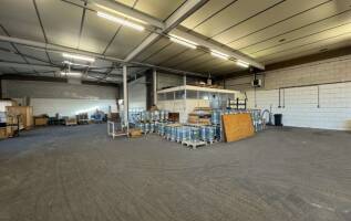 Bedrijfspand Industrieweg 98-100 Westknollendam