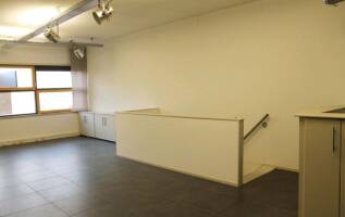 Bedrijfspand Antonie van Leeuwenhoekweg 36B9 Alphen Aan Den Rijn