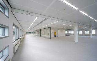 Kantoorruimte Stationsplein-ZW 961-1019 Schiphol