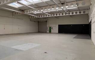 Bedrijfspand Pampuslaan 96 Weesp