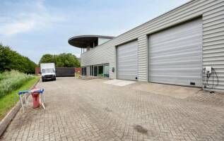 Bedrijfspand Anthonetta Kuijlstraat 5-15 Rotterdam