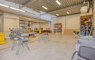 Bedrijfspand Anthonetta Kuijlstraat 5-15 Rotterdam