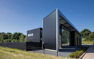 Bedrijfspand Kissel 62 Heerlen
