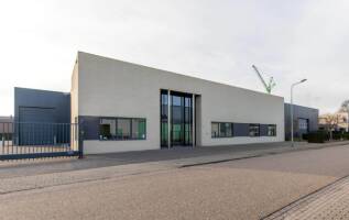 Bedrijfspand Leppingtonstraat 4 Linne
