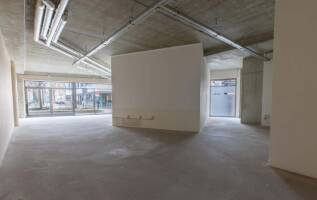 Winkelpand Dr. Poelsstraat 21 Heerlen