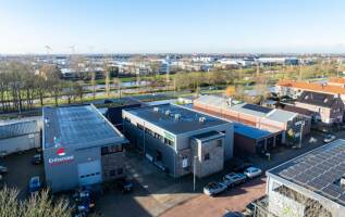 Bedrijfspand St. Victorstraat 47-49 Waddinxveen