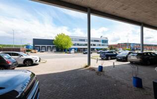 Bedrijfspand Koddeweg 7 Hoogvliet Rotterdam