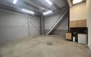 Bedrijfspand Bedrijfsweg 33 Geleen