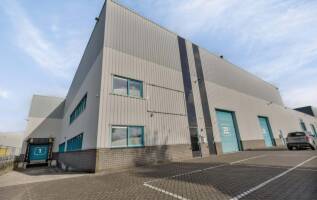 Bedrijfspand Microstraat 2-6 Venray