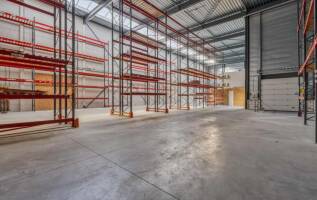 Bedrijfspand Microstraat 2-6 Venray