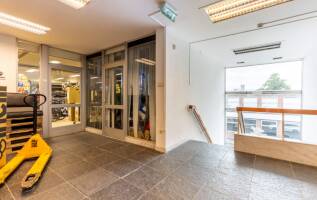 Bedrijfspand Dovenetelstraat 25 Rotterdam