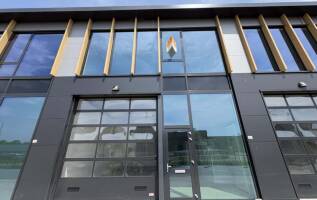 Bedrijfspand Vaartveld 3e Roosendaal