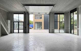 Bedrijfspand Ringweg 287 Zaandam
