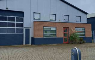 Bedrijfspand Wringen 11 Dieverbrug