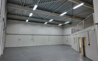 Bedrijfspand Dragonder 9D Valkenswaard
