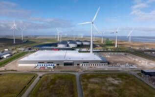 Bedrijfspand Westereemsweg 1-7 Eemshaven