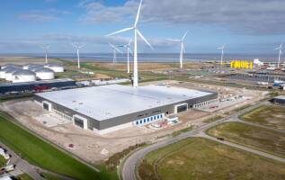 Bedrijfspand Westereemsweg 1-7 Eemshaven