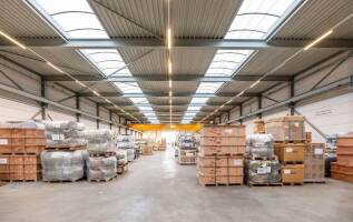Bedrijfspand Heliotroopring 300 Dordrecht