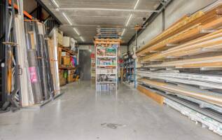 Bedrijfspand Jade 156 Dordrecht