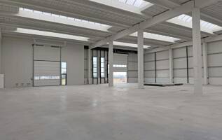 Bedrijfspand Lindtsedijk 12E Zwijndrecht