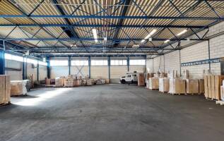 Bedrijfspand John F. Kennedylaan 28 Valkenswaard