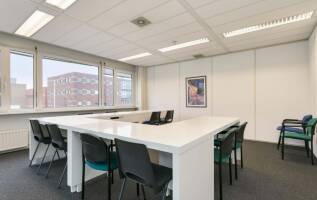 Kantoorruimte Curieweg 7 Spijkenisse