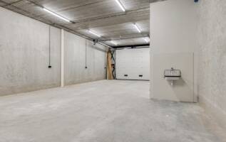 Bedrijfspand Kamerlingh Onnesweg 2A 4 Dordrecht
