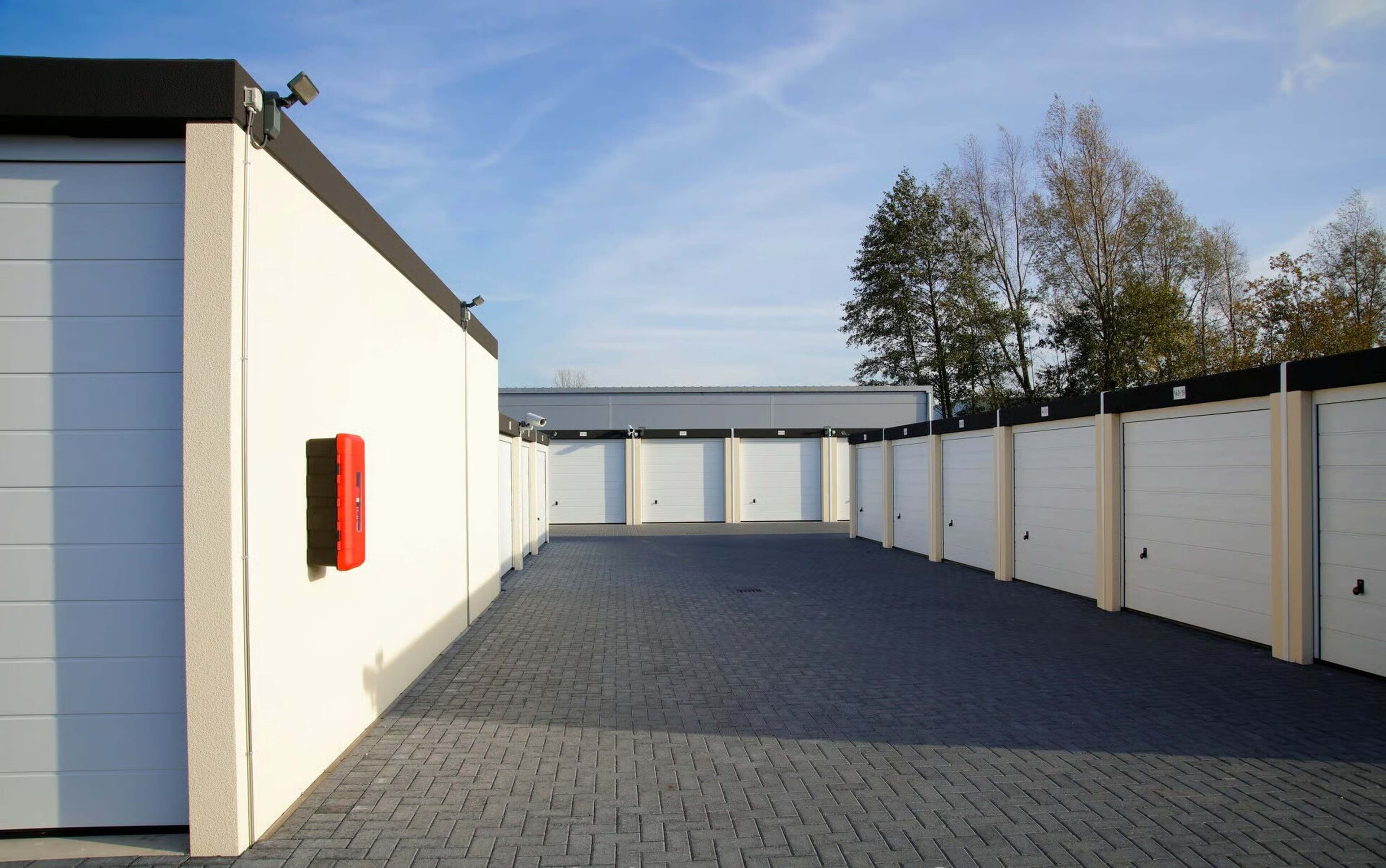 Bedrijfspand Helmondseweg 111a Deurne
