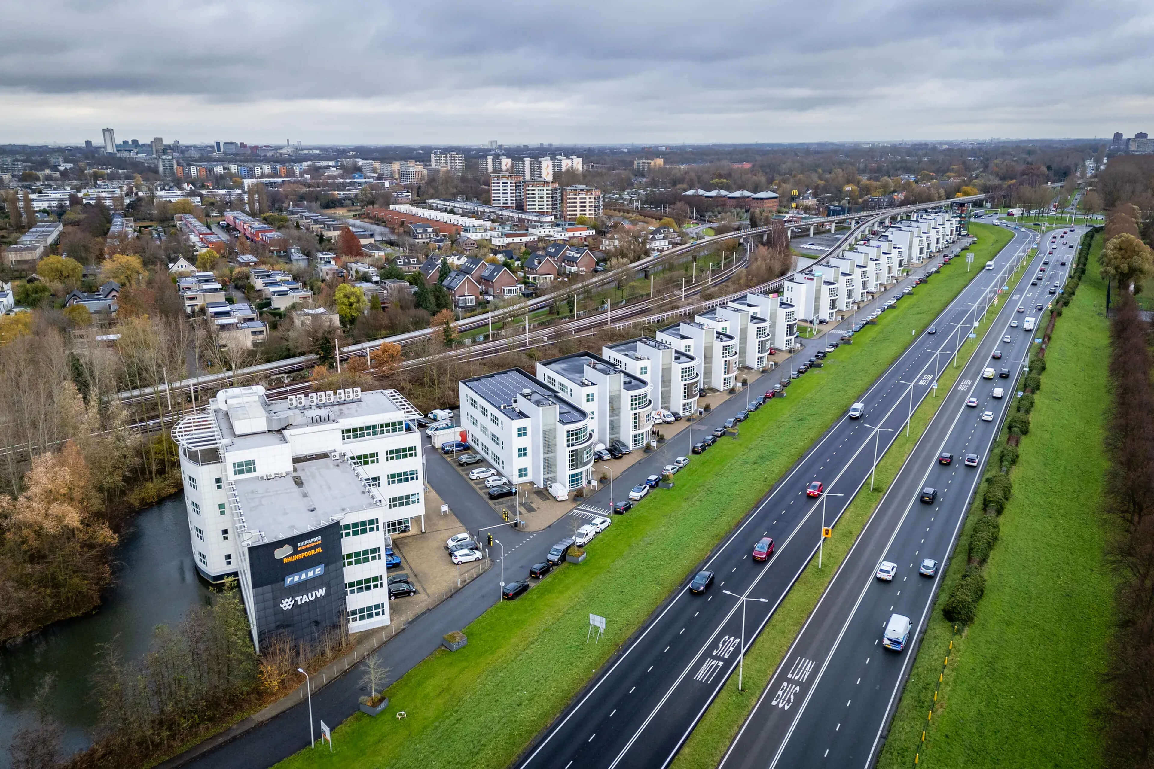 Kantoorruimte Rhijnspoor 221-263 Capelle Aan Den Ijssel