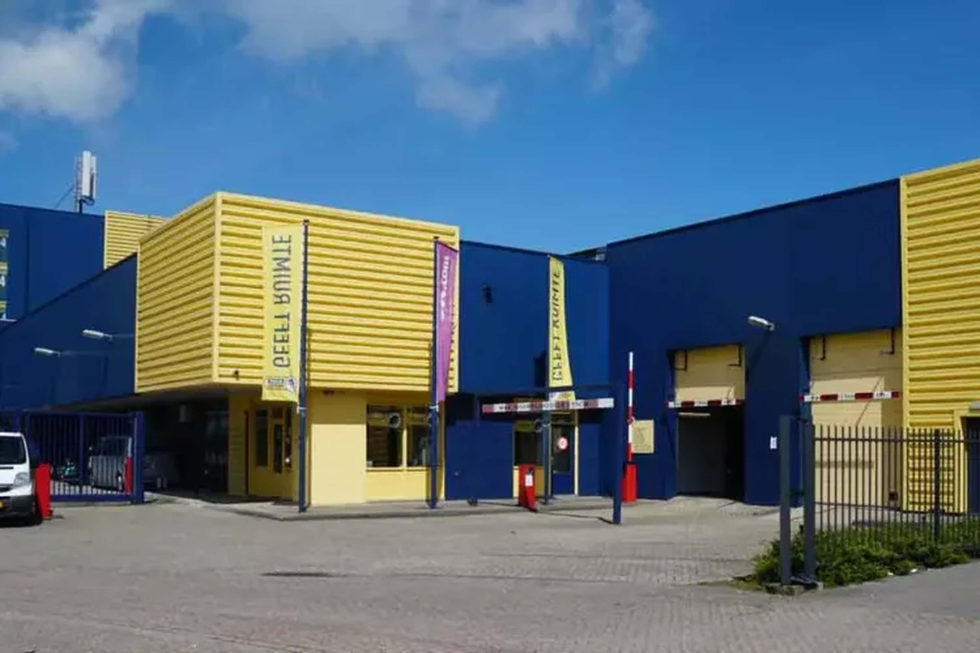 Self storage Omroepweg 11 Almere