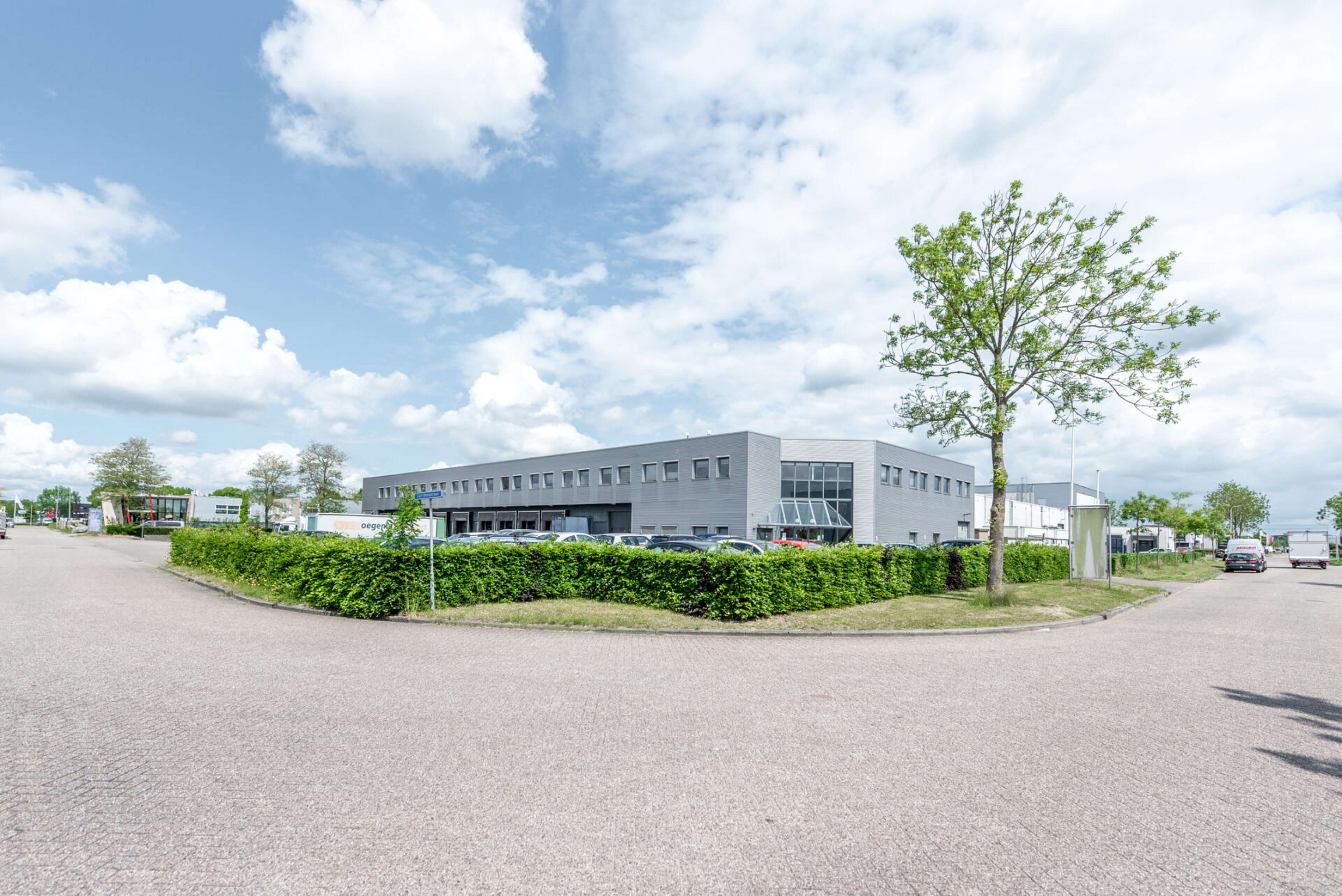 Bedrijfspand Benjamin Franklinstraat 2 Zwolle