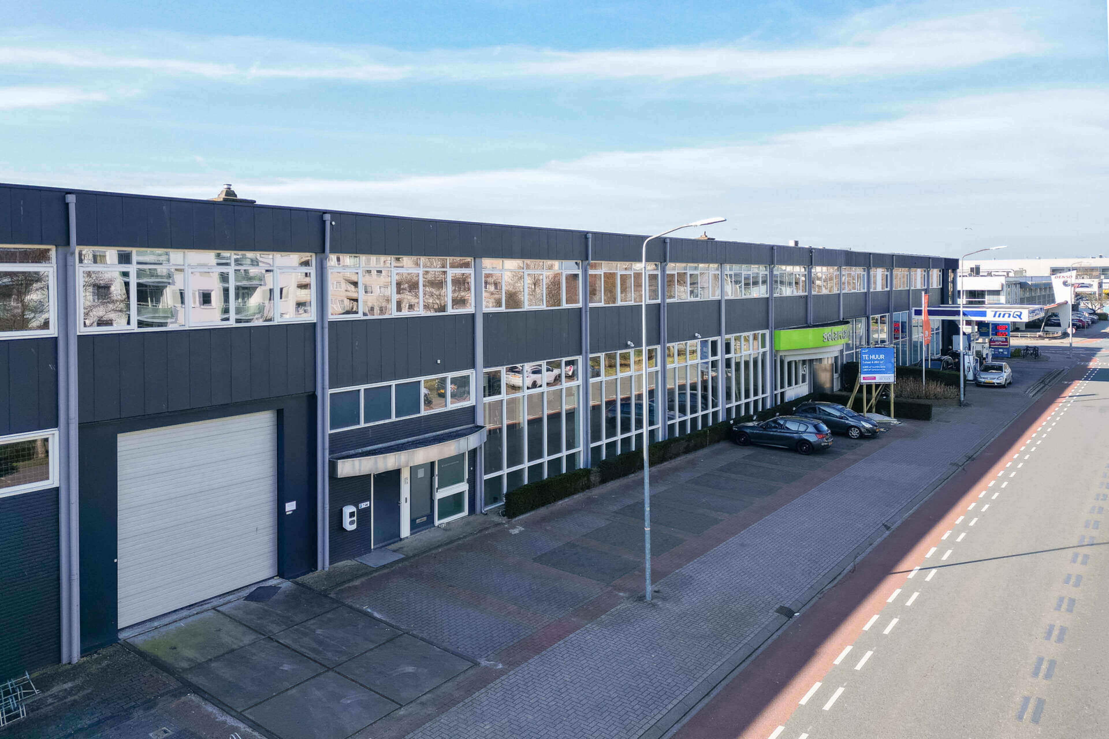 Bedrijfspand Hogeweyselaan 145 Weesp