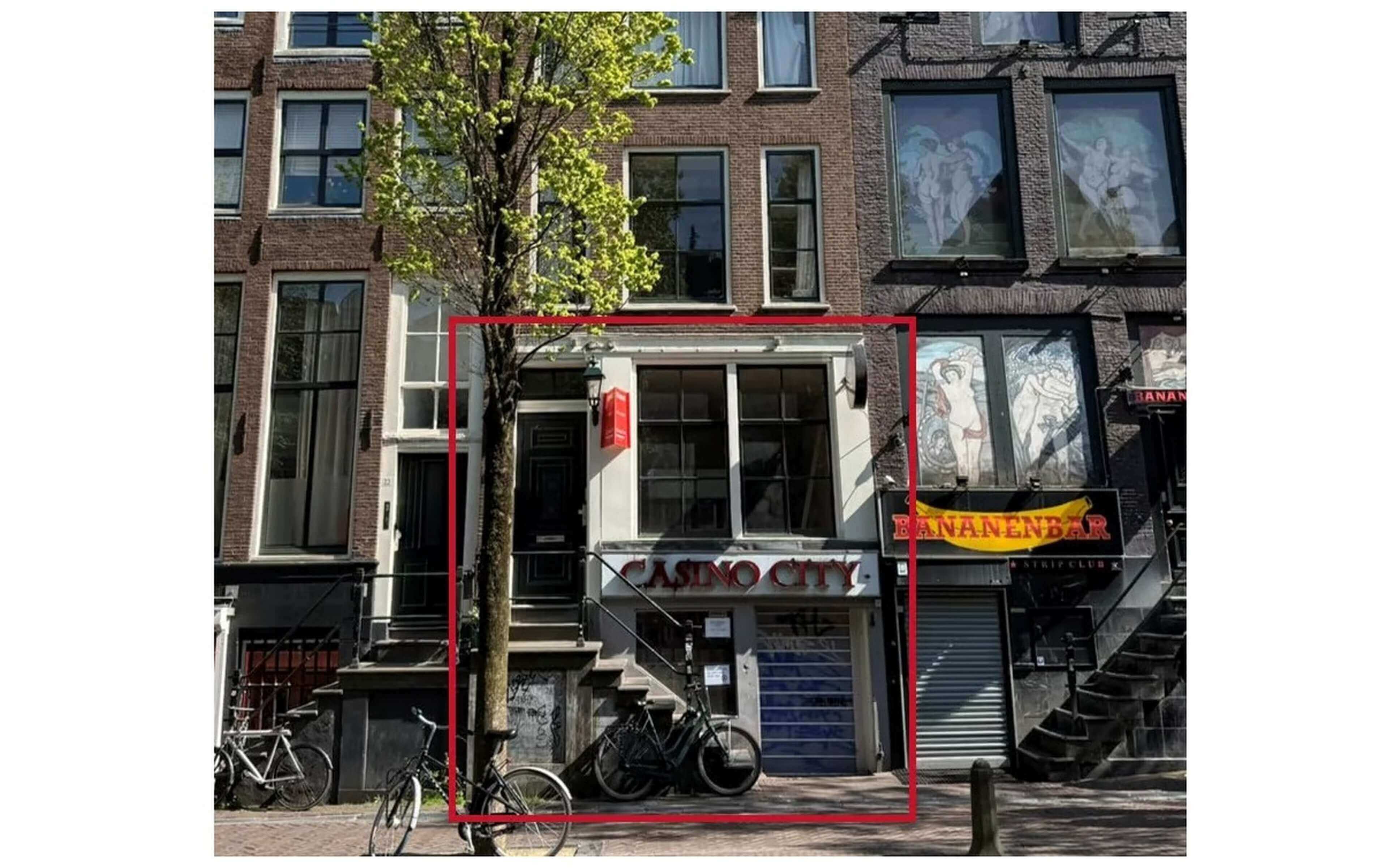 Winkelpand Oudezijds Achterburgwal 35 A Amsterdam