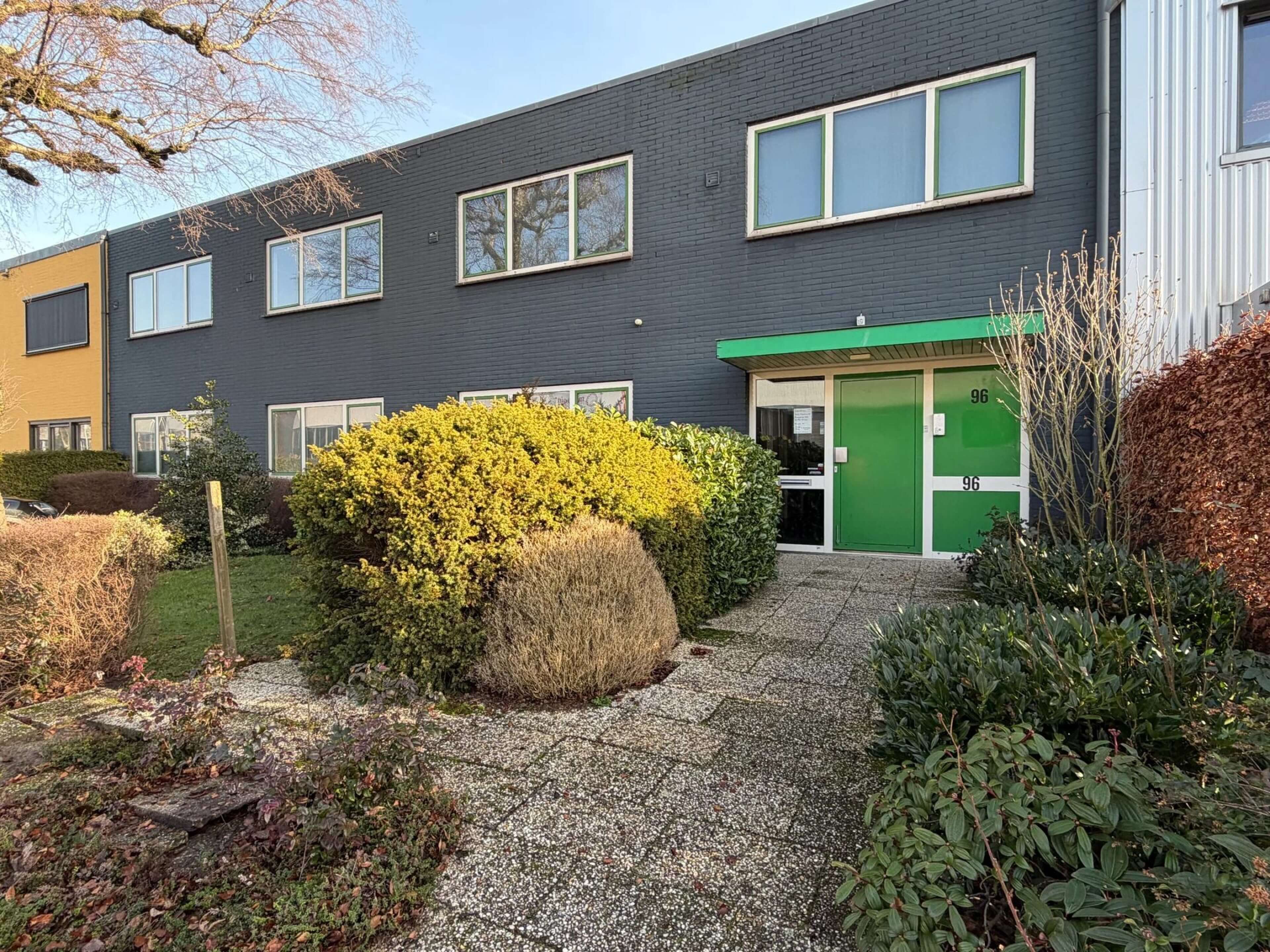 Bedrijfspand Pampuslaan 96 Weesp