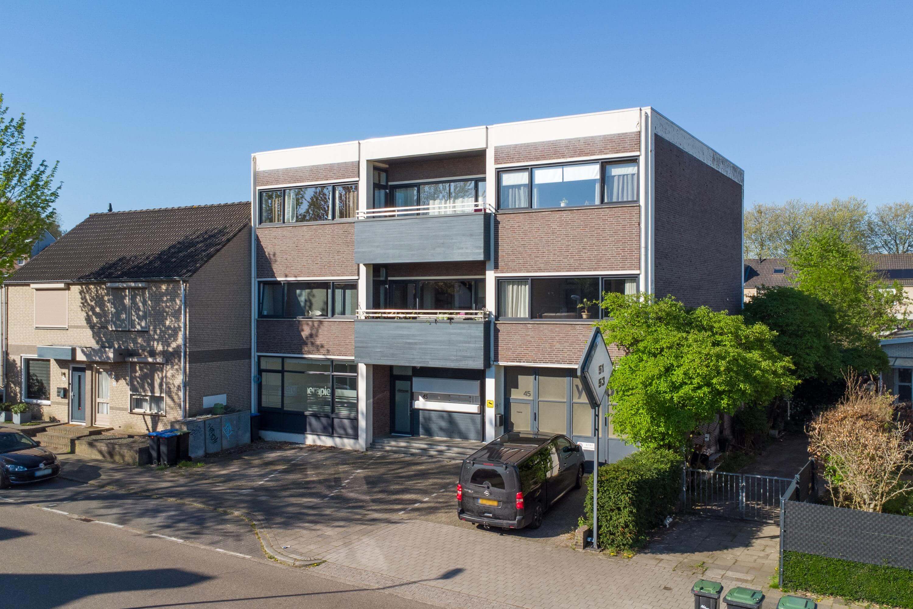 Bedrijfspand Grasbroekerweg 45 Heerlen